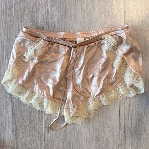 Anthropologie Shorts, Size L